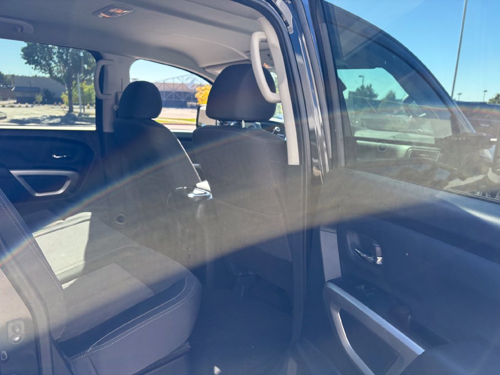 Used 2024 Nissan Titan SV w/ SV Convenience Package AWD/4WD image 27