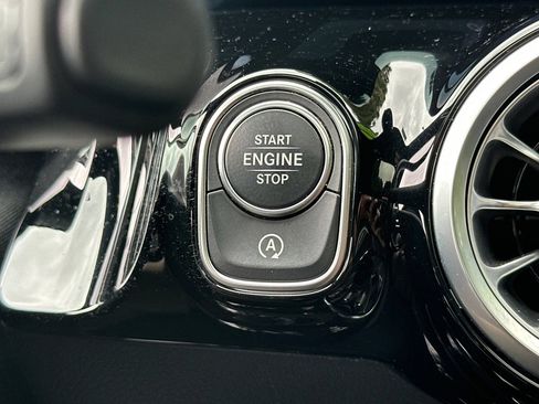 Certified 2024 Mercedes-Benz GLA 250 image 31