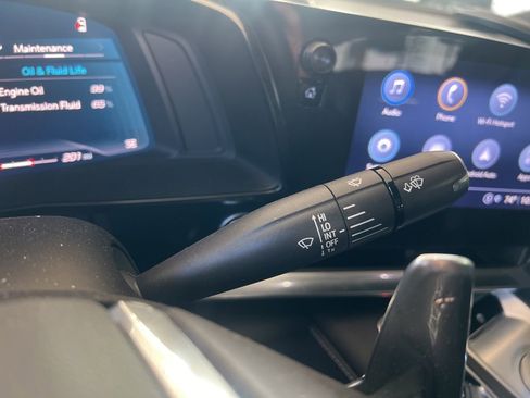 Used 2022 Chevrolet Corvette Stingray Coupe w/ Z51 Performance Package image 9