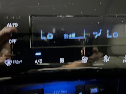 Used 2024 Hyundai Tucson Limited image 26