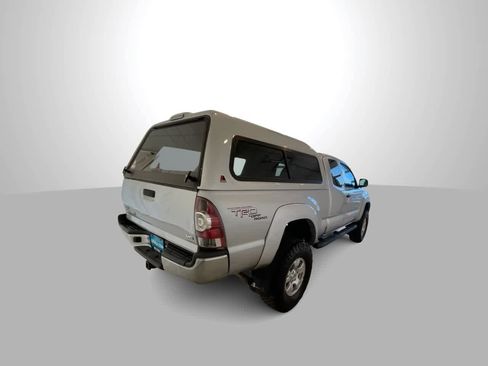 Used 2011 Toyota Tacoma 4x4 Access Cab V6 image 8