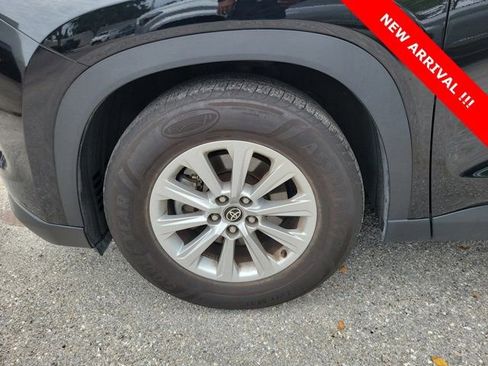 Used 2025 Toyota Grand Highlander FWD image 9