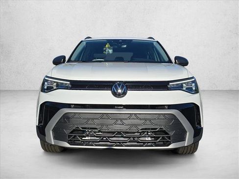 New 2025 Volkswagen Taos S image 7