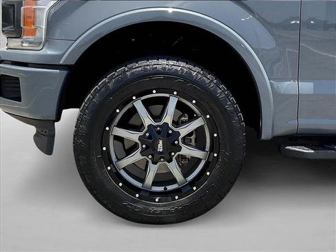 Used 2019 Ford F150 XLT w/ Equipment Group 302A Luxury RWD image 10