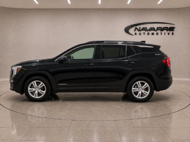 Used 2024 GMC Terrain SLE FWD image 4