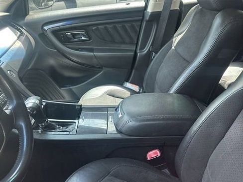 Used 2010 Ford Taurus SHO AWD/4WD image 10