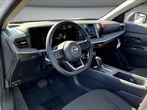 New 2026 Nissan Kicks S FWD image 7