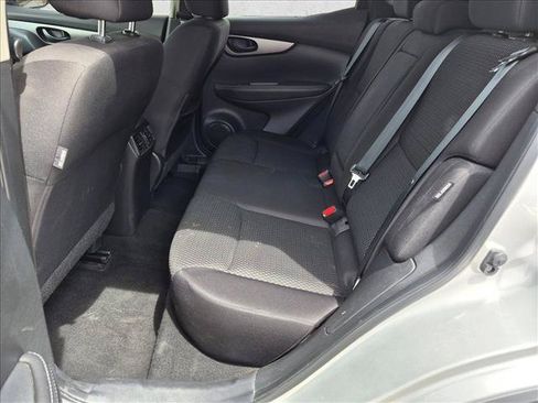 Used 2022 Nissan Rogue Sport S FWD image 16