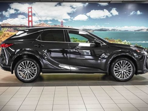 Used 2023 Lexus RX 350 FWD w/ Cold Area Package image 5