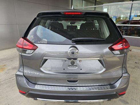 Used 2020 Nissan Rogue S image 4