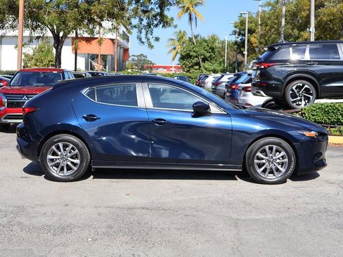 Used 2022 MAZDA MAZDA3 s image 15
