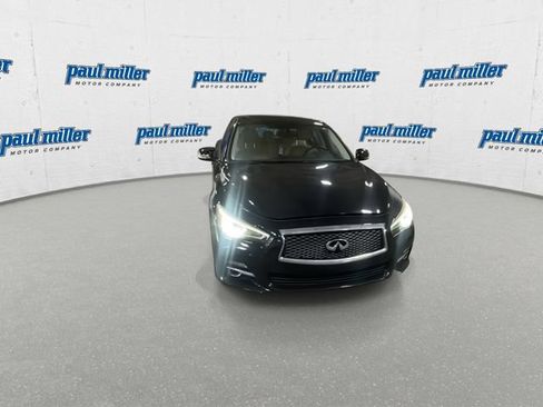 Used 2017 INFINITI Q50 3.0t Premium w/ 3.0T Premium Plus Package AWD/4WD image 3