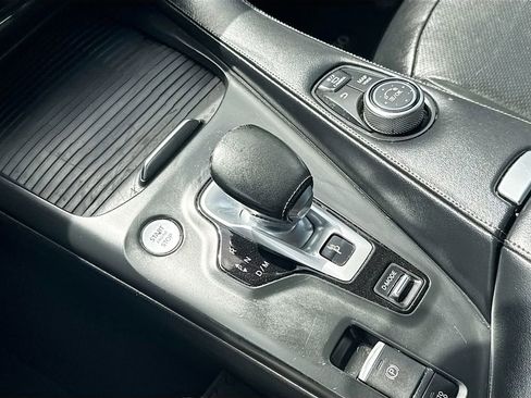 Used 2019 INFINITI QX50 Essential w/ Protection Package image 17