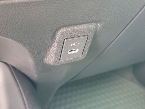 Used 2026 Toyota Corolla LE FWD image 27