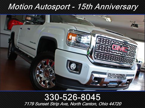 Used 2019 GMC Sierra 2500 Denali w/ Duramax Plus Package AWD/4WD image 54