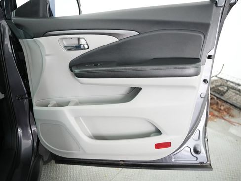 Used 2017 Honda Pilot EX-L image 53