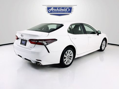 Used 2024 Toyota Camry SE FWD image 7