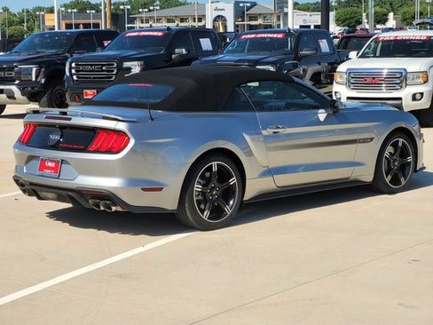 Used 2020 Ford Mustang GT RWD image 4