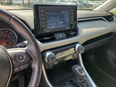 Used 2022 Toyota RAV4 XLE Premium FWD image 24
