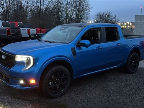 New 2026 Ford Maverick Lobo image 2