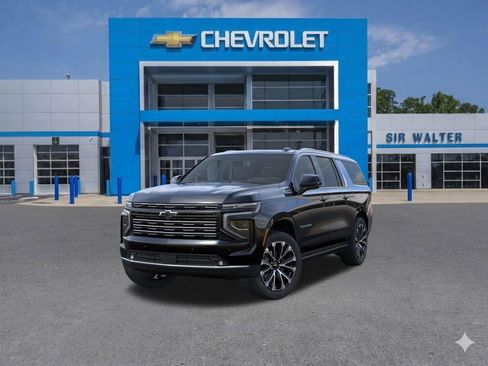 New 2026 Chevrolet Suburban High Country AWD/4WD image 9