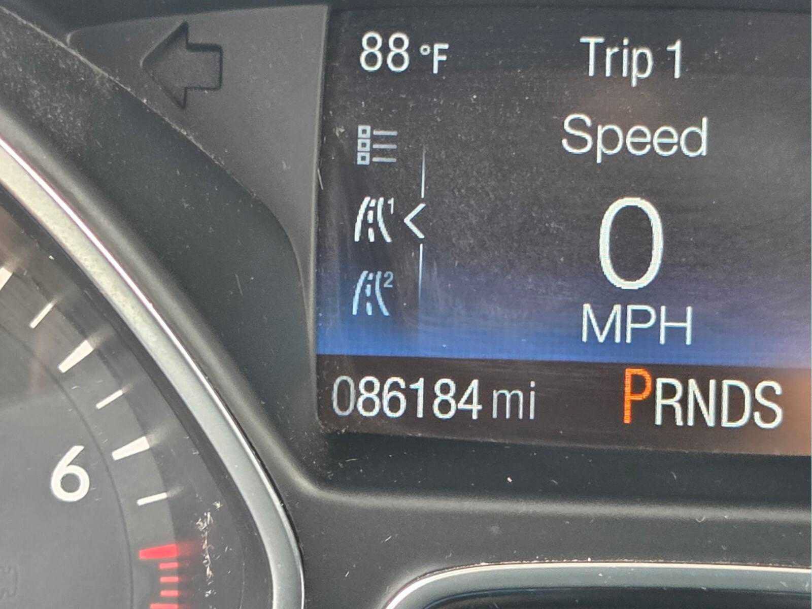 Used 2018 Ford Escape SE FWD image 25