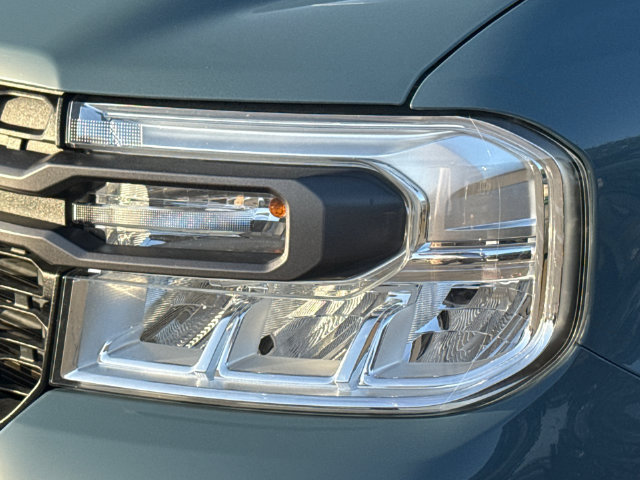 Used 2022 Ford Maverick XLT FWD image 4