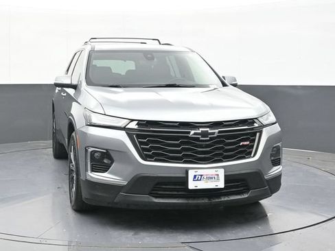 Used 2023 Chevrolet Traverse RS w/ LPO, Floor Liner Package AWD/4WD image 20