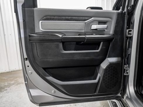 Used 2022 RAM 2500 Big Horn AWD/4WD image 45