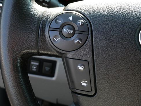 Used 2012 Toyota Sequoia Platinum AWD/4WD image 27