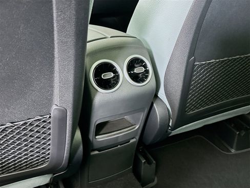 New 2026 Mercedes-Benz GLB 35 AMG 4MATIC image 28