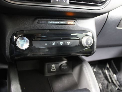 Used 2024 Ford Escape SE FWD image 11