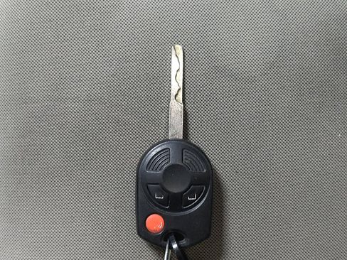 Used 2014 Ford Escape SE image 32