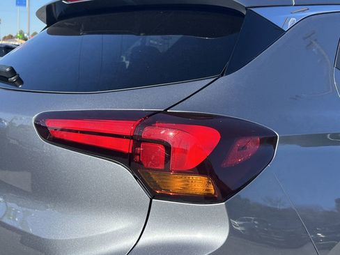 Used 2022 Buick Encore GX Preferred image 22