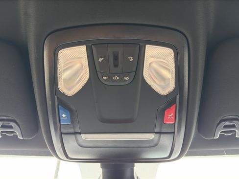 Used 2024 RAM 2500 Big Horn AWD/4WD image 17
