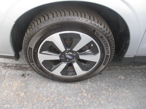 Used 2018 Subaru Forester 2.5i Limited AWD/4WD image 30