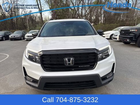 Used 2024 Honda Passport Black Edition image 2