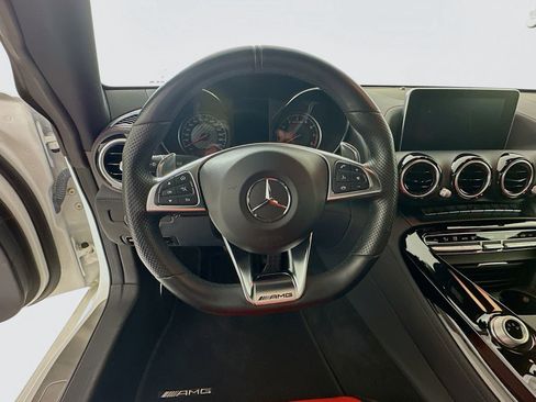 Used 2018 Mercedes-Benz AMG GT Roadster image 12
