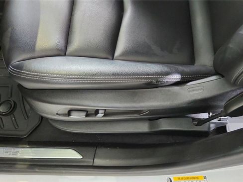 Used 2023 Cadillac XT5 Luxury image 17