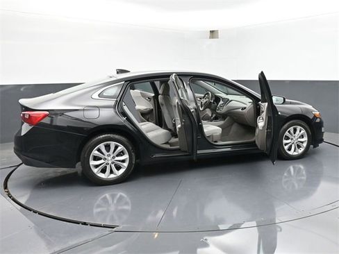 Used 2023 Chevrolet Malibu LT image 44