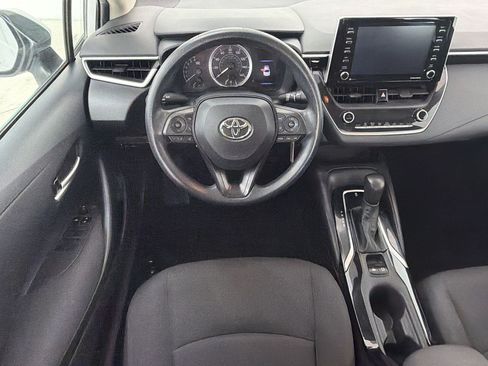 Used 2021 Toyota Corolla LE FWD image 25