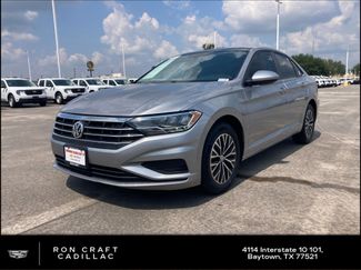 Used 2019 Volkswagen Jetta R-Line image 1