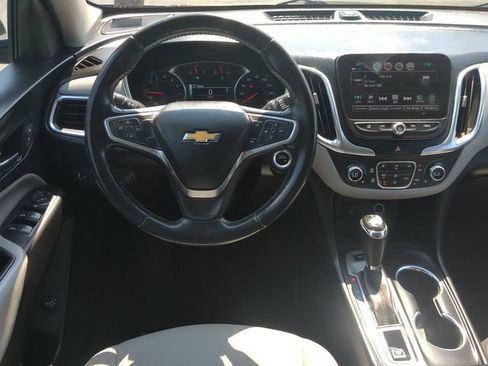 Used 2018 Chevrolet Equinox LT w/ Sun & Infotainment Package AWD/4WD image 15