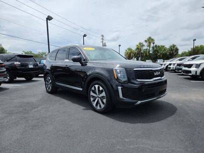 Used 2022 Kia Telluride EX w/ EX Premium Package