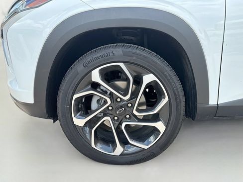Used 2026 Chevrolet Trax RS w/ Driver Confidence Package FWD image 21
