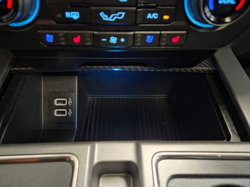 Used 2019 Ford F150 Raptor w/ Equipment Group 802A Luxury image 53