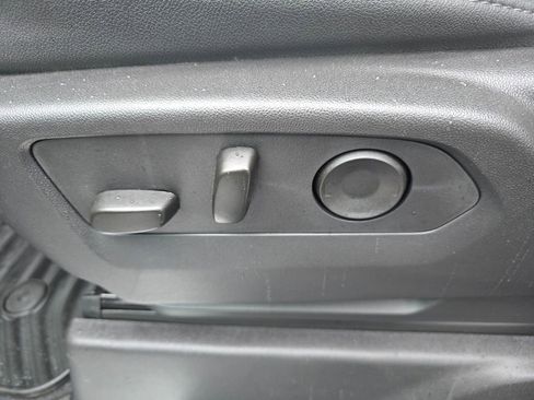 Used 2025 Chevrolet Silverado 2500 LT w/ Trail Boss Package image 18