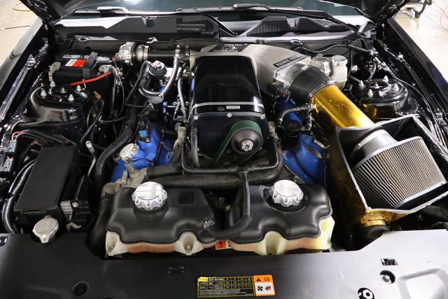 Used 2012 Ford Mustang Shelby GT500 w/ SVT Performance Pkg RWD image 35