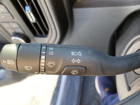 Used 2024 Chevrolet Silverado 2500 Custom w/ Custom Value Package image 19