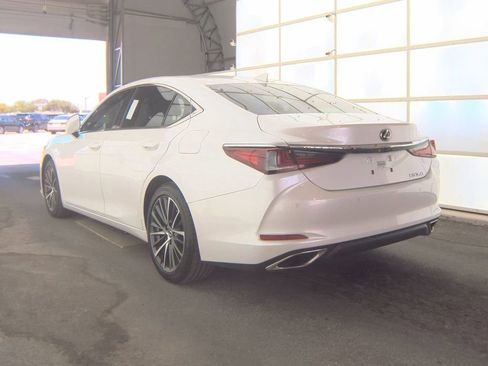 Used 2023 Lexus ES 350 w/ Premium Package FWD image 9